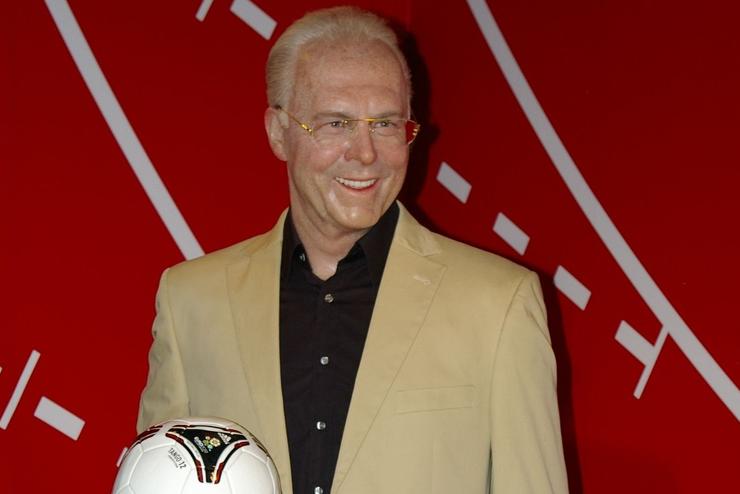A Csszr gi plyra kltztt: elhunyt Franz Beckenbauer