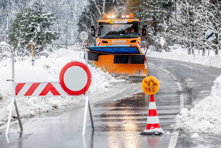 Ausztriai havazs: tbb rgiban kritikus a helyzet, szombat esttl jabb hess rkezik
