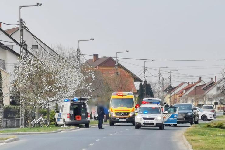 Kerkpros kislnyt gzolt egy Audi Bkn, menthelikopter szlltotta el a gyereket 
