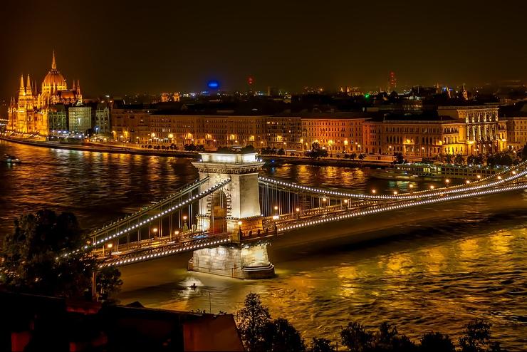 Budapest 150. szletsnapjt nneplik a fvrosban pntektl