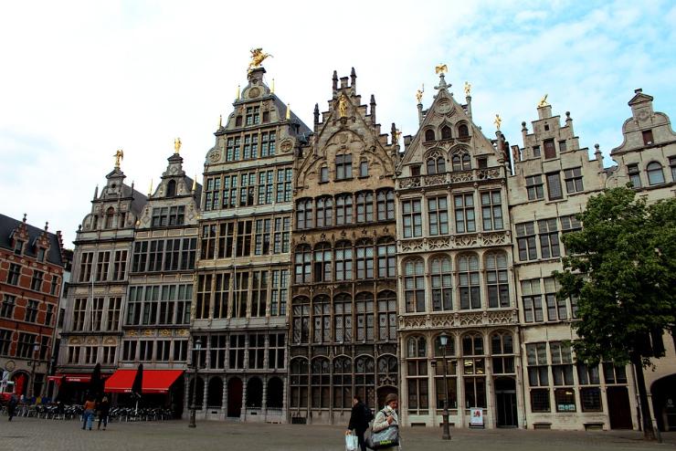 jszakai kijrsi tilalmat rendeltek el az szak-belgiumi Antwerpenben