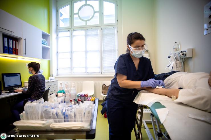 Covid-ambulancia nylik az I. Sz. Gyermekgygyszati Klinikn, a vrus hossztv hatsait vizsgljk