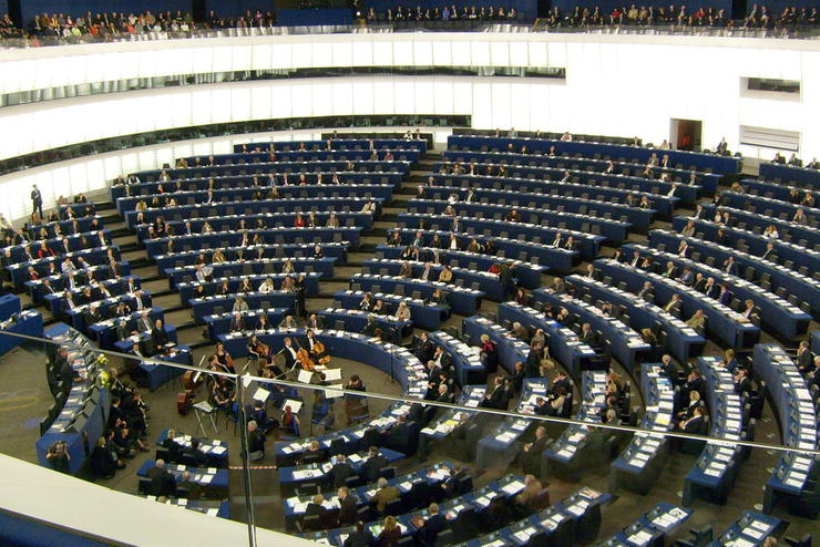 Az Eurpai Parlament meghallgatn Orbn Viktort