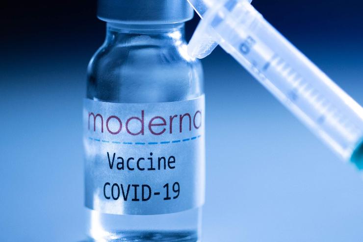 gy szerzi be a Moderna-vakcint az Eurpai Bizottsg
