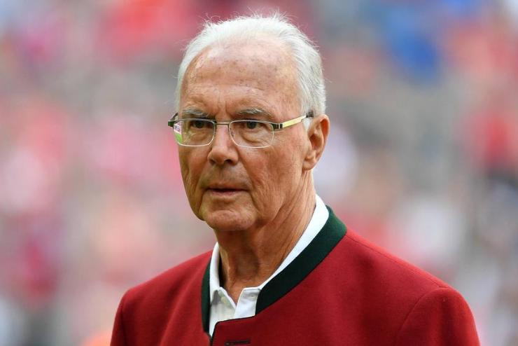 Beckenbauer: most rajtunk nevet a vilg