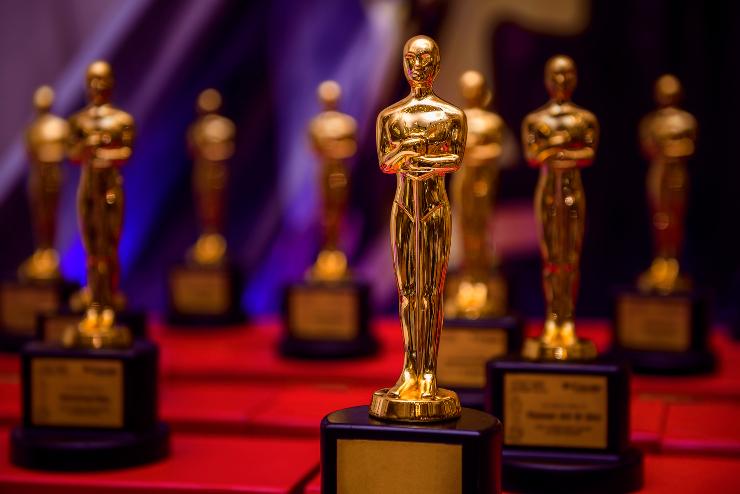 Kimozdul Los Angelesbl az idei online Oscar-gla