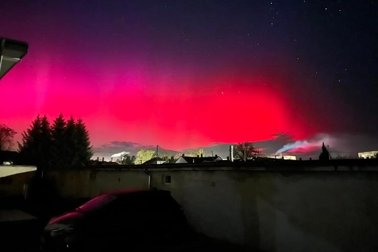 Nézz az ég felé: Vas megyében is vörösen izzott a sarki fény (videóval)