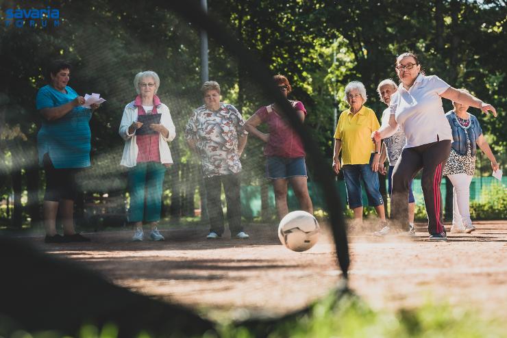 Akik a korukat is legyőzték: nyugdíjas sportnapot tartottak Szombathelyen