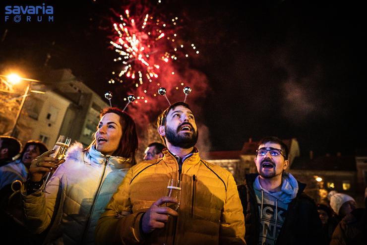 Boldog új évet Szombathely! Városi szilveszter a Fő téren