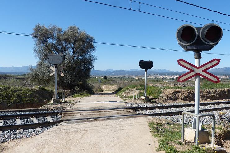 Pályakarbantartási munkálatok miatt több vasúti átjáróban kikapcsolják a fénysorompókat