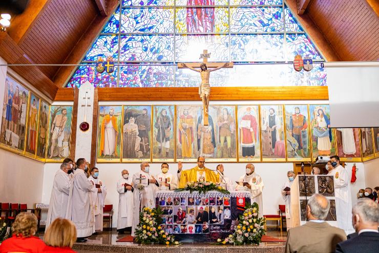 A 30 éves szombathelyi Karitász tiszteletére tartottak ünnepi szentmisét