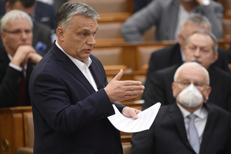 Orbán: belépünk a tömeges fertőzés időszakába