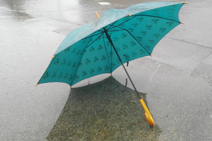 Meteorolgia: 175 vvel ezeltt borult id volt Budn, s esett az es