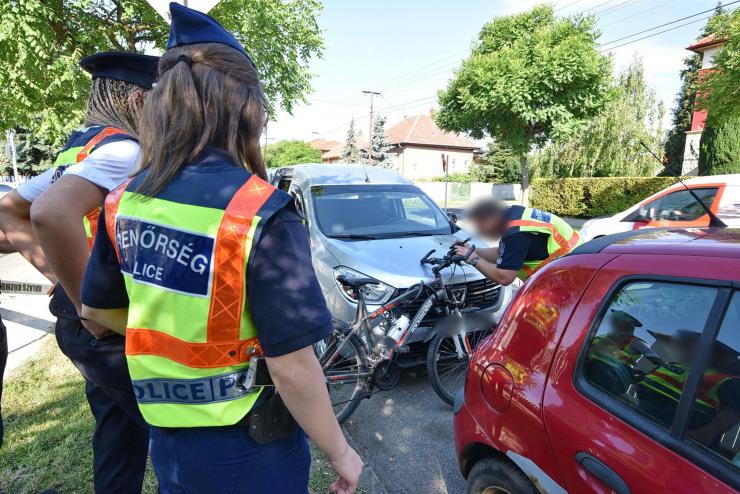Kerékpáros diákot sodort el egy Dacia Szombathelyen