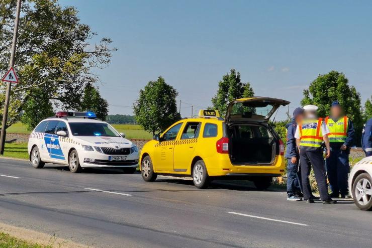 Sárga taxis embercsempészt fogtak Lukácsházán 