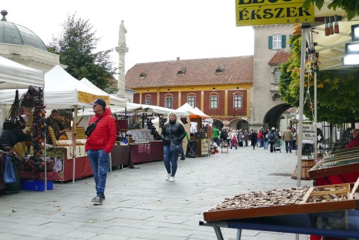 Sokakat csábított Kőszegre az Orsolya-napi vásár