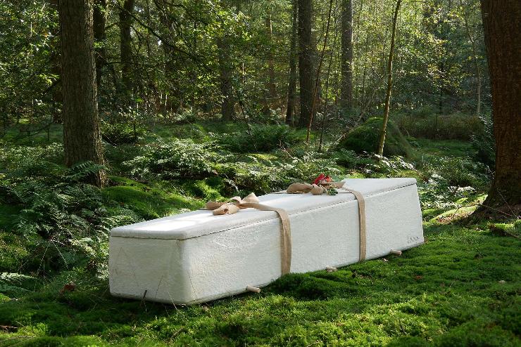 Már élő koporsókba is lehet temetkezni Bécsben