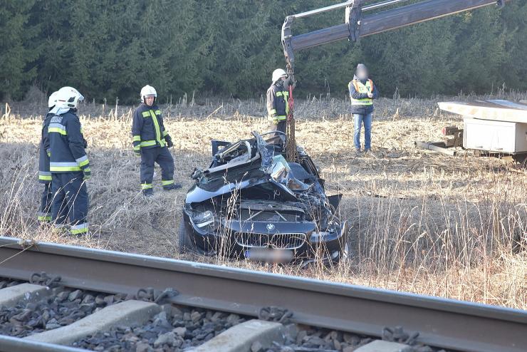 A Mura IC elé hajtott egy BMW Rátóton, meghalt az álló autót kikerülő idős sofőr