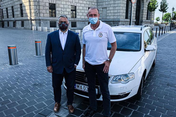 Orbán: köszönet a mentők napján a mentődolgozóknak