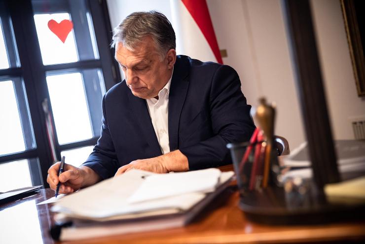 Orbán: megvan a 2,5 millió beoltott, szerdától nyithatnak az üzletek