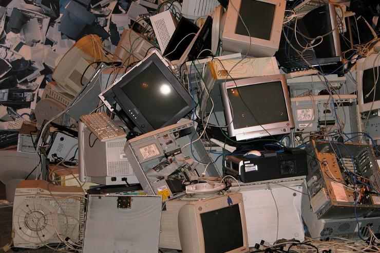 Kontnerekben gyjtik novemberben is az elektronikai hulladkot