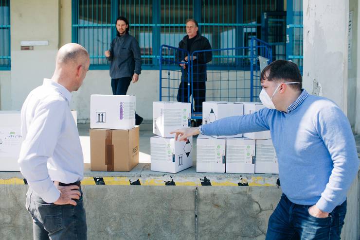 Fertőtlenítő készüléket vásárolt az önkormányzat a Markusovszky kórháznak