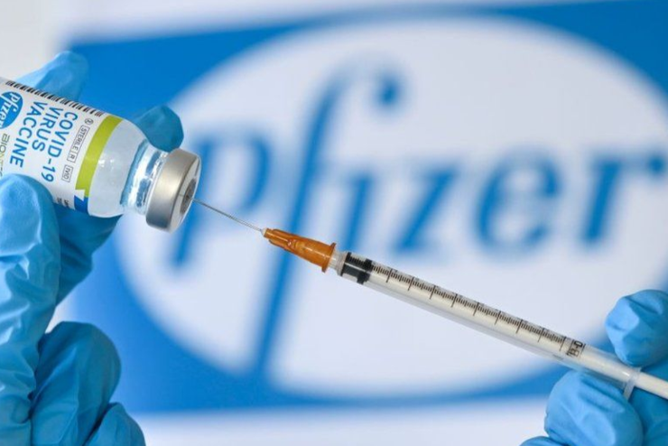 Hatásos a Pfizer-vakcina az omikron ellen?