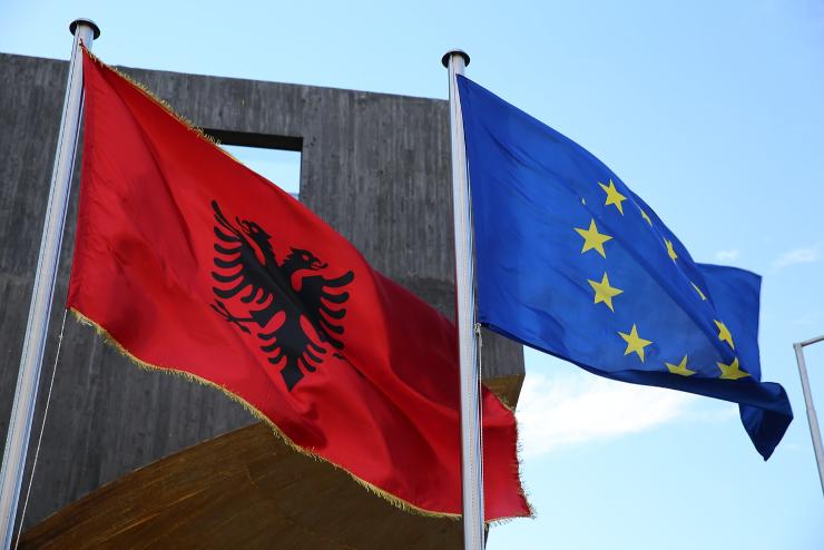 Magyarország támogatja Albánia EU-s csatlakozását