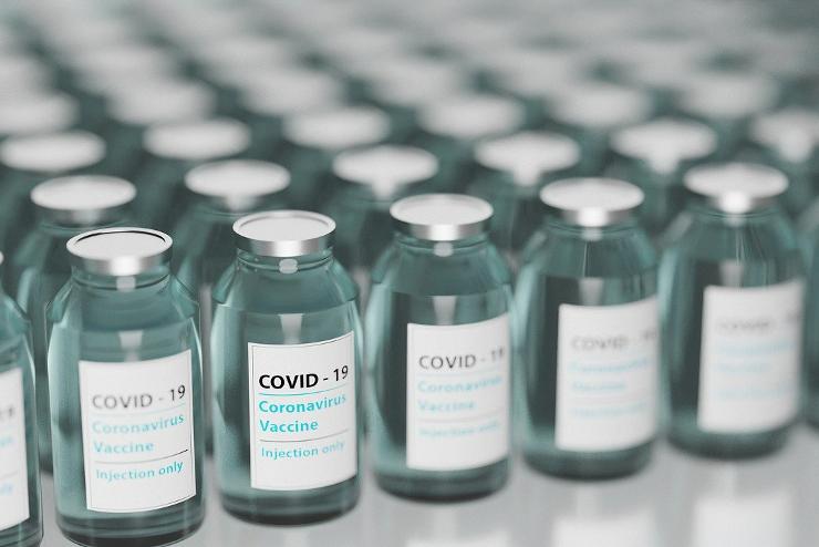 Koronavírus: hat afrikai országban indul vakcinagyártás