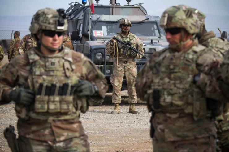 Trump karácsonyig hazarendelné az afganisztáni csapatokat