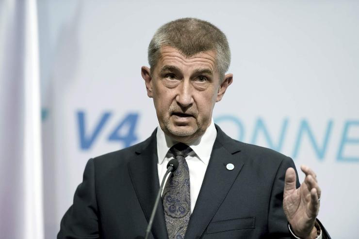 Andrej Babis belengette, hogy indulna a következő cseh elnökválasztáson