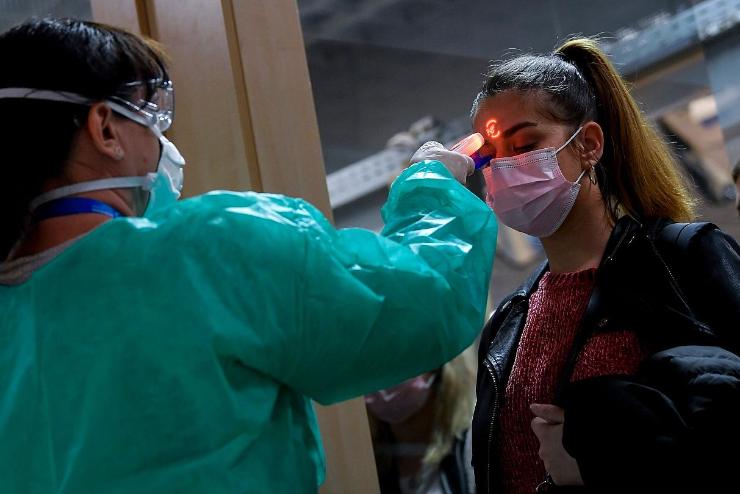 Spanyolországban 219 új fertőzöttet regisztráltak egy nap alatt