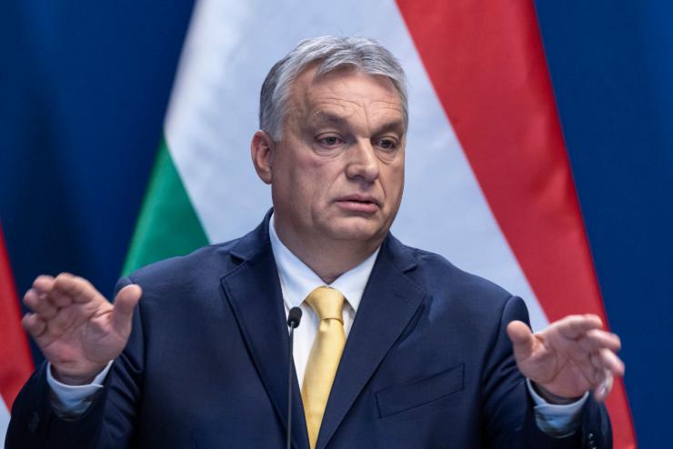 Orbán: 2021-ben is marad a járványügyi készültség