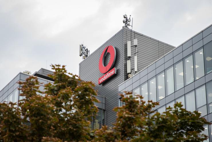 A 4iG s az llam megvsrolja a Vodafone Magyarorszgot