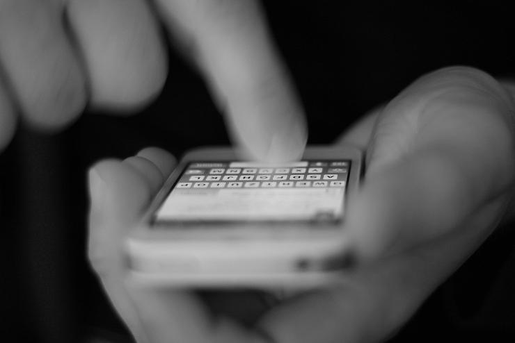 A rendőrség nevében küldenek SMS-t csalók