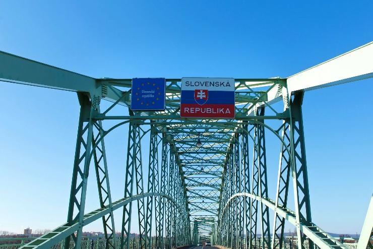 Pozsony meghosszabbtotta az ideiglenes hatrellenrzseket a szlovk-magyar hatron