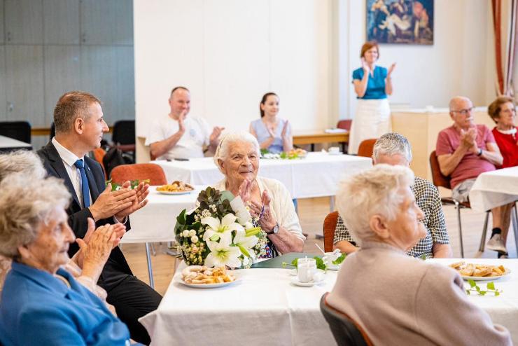 Ne félj az öregedéstől! - polgármesteri köszöntő az idősek világnapján