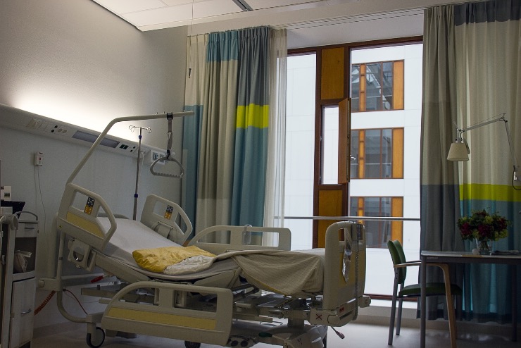 Szerbiai tisztifőorvos: megduplázódott a kórházban ápoltak száma