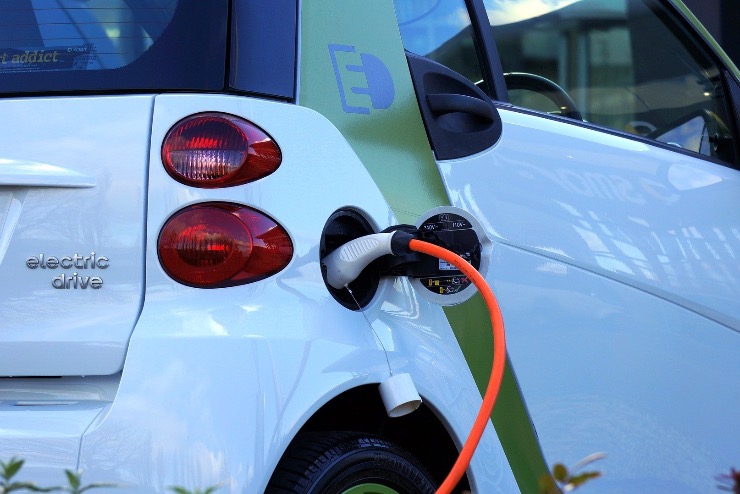 Mobilitás szövetség: folyamatosan nő az elektromos autók akkumulátorának élettartama