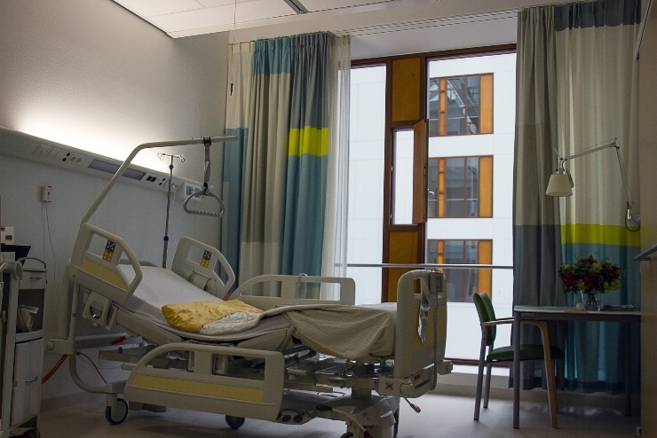 Szijjrt: Magyarorszg 50 beteget vesz t Romnitl intenzv elltsra