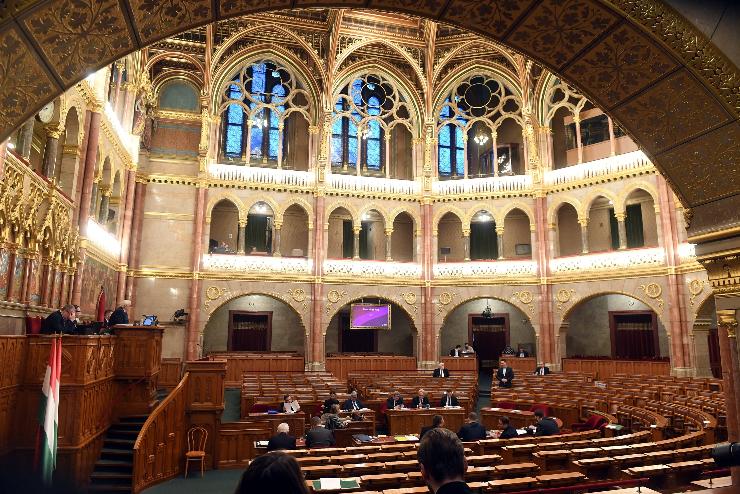 Szerdán tárgyal Ukrajna uniós csatlakozásáról a parlament